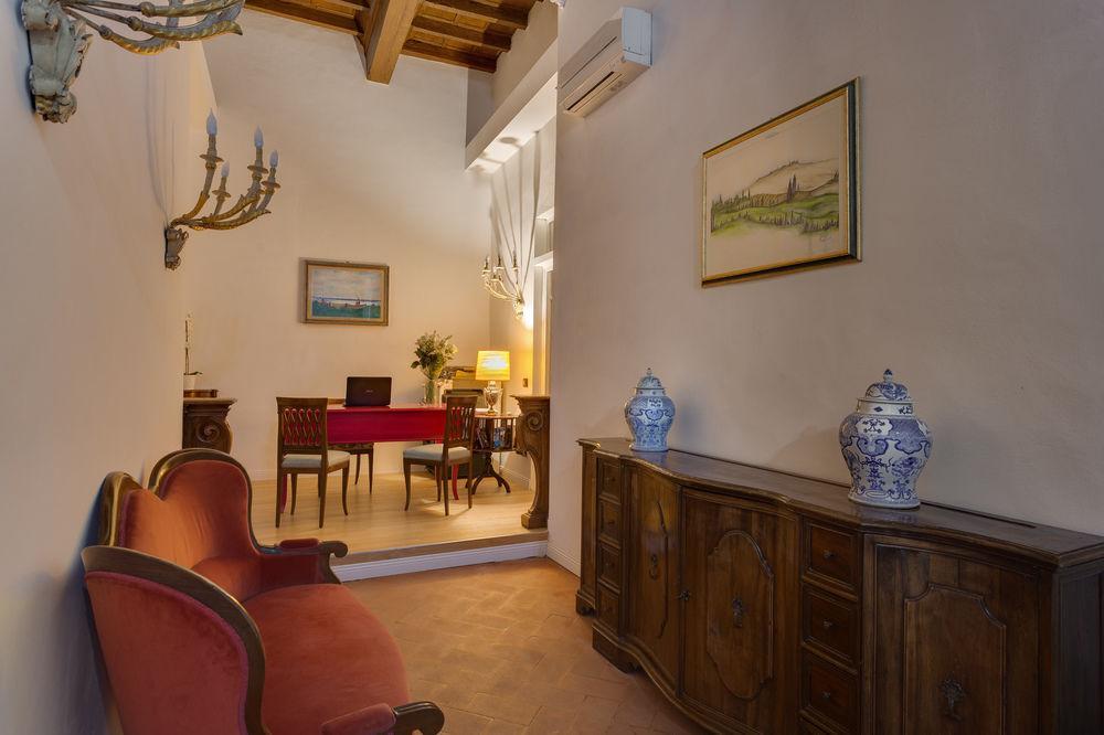 Residenza D'Epoca Borgo Albizi Hotel Florence Exterior photo