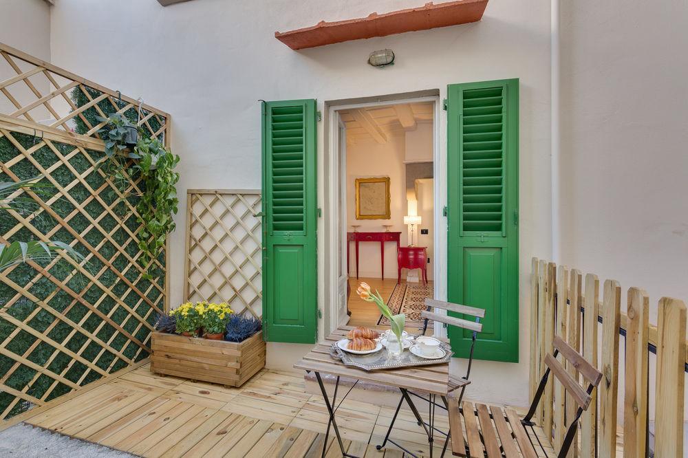 Residenza D'Epoca Borgo Albizi Hotel Florence Exterior photo